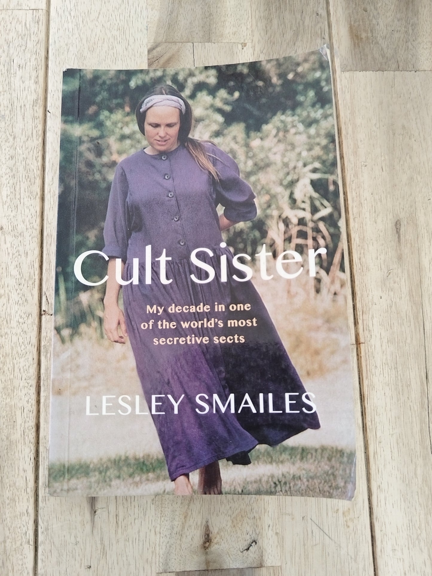 Cult Sister Leselys Smailes