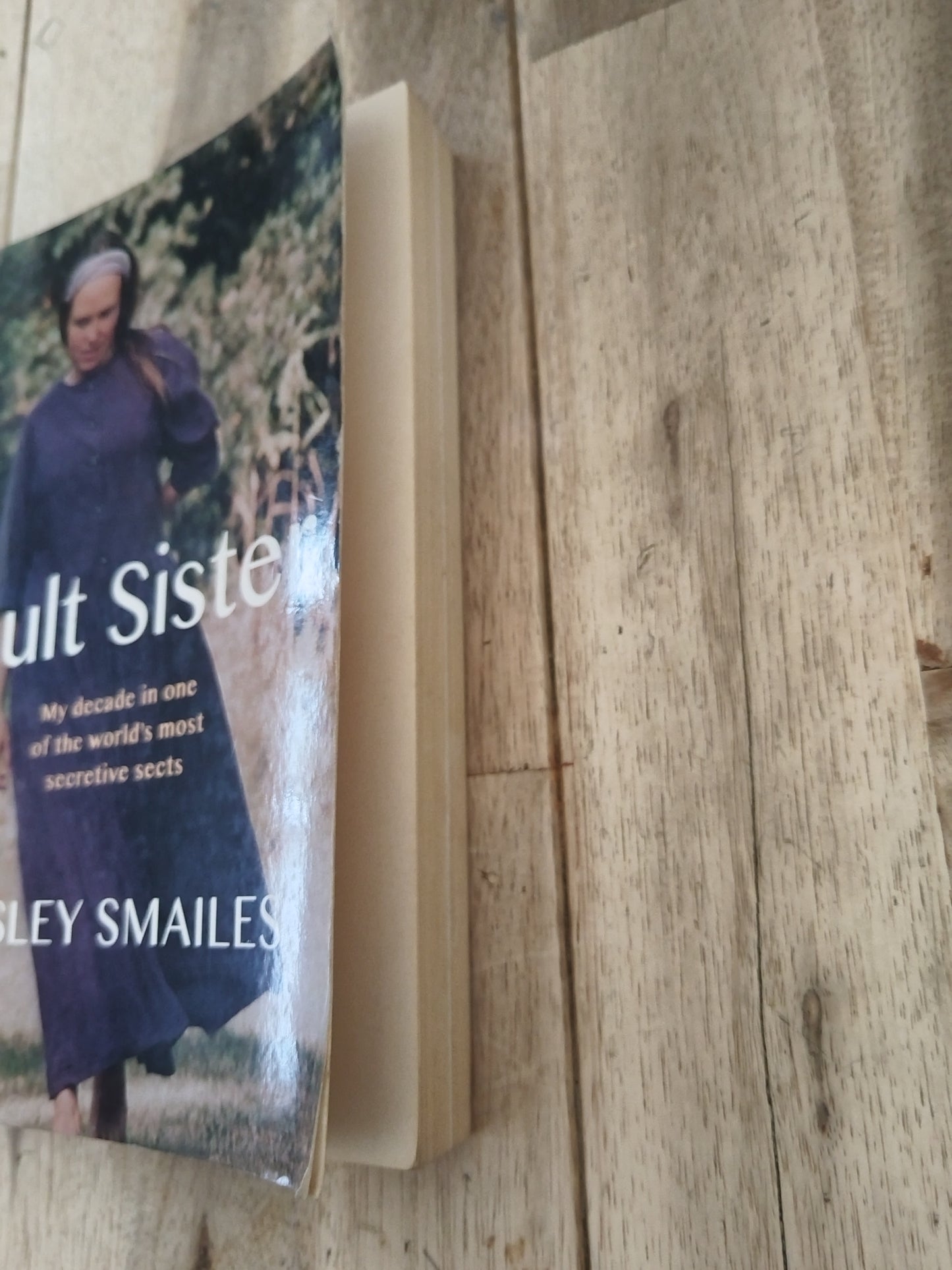 Cult Sister Leselys Smailes