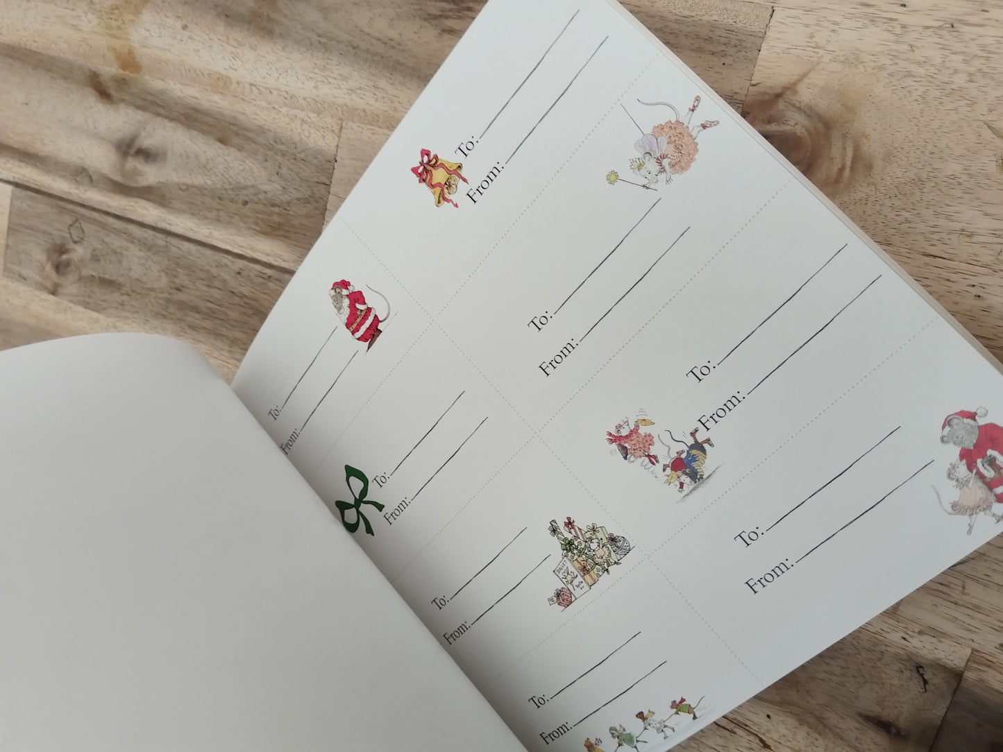 Angelina Ballerina's Christmas Crafts