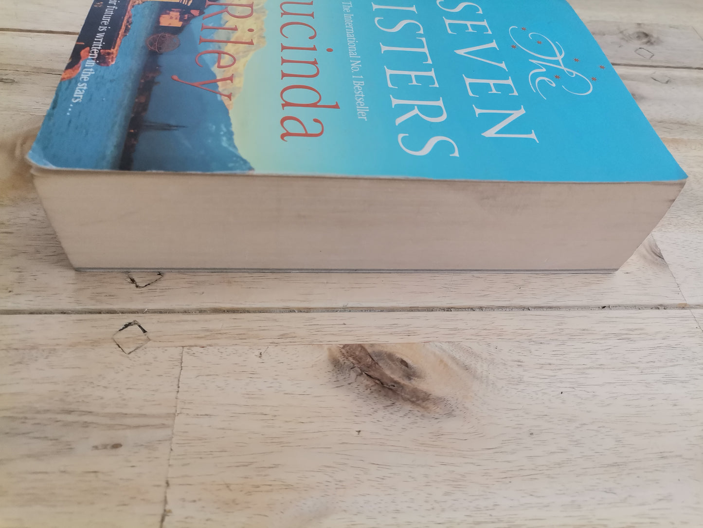 The Seven Sisters by Lucinda Riley