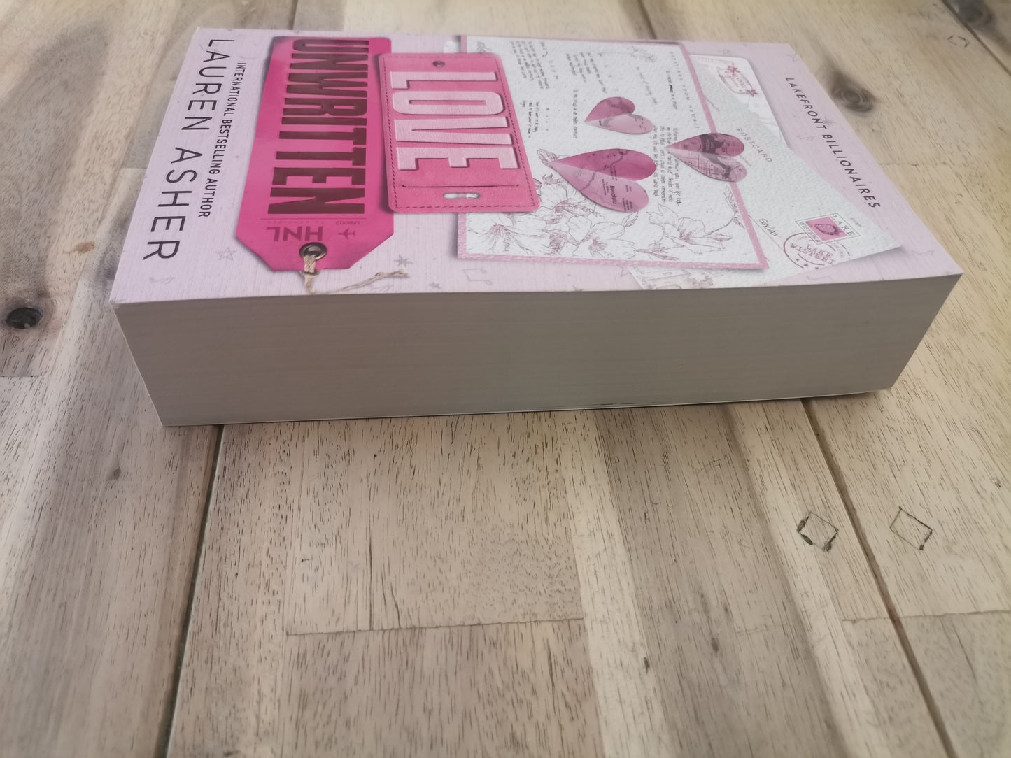 Love Unwritten - Lauren Asher (Lakefront Billionaires #2)