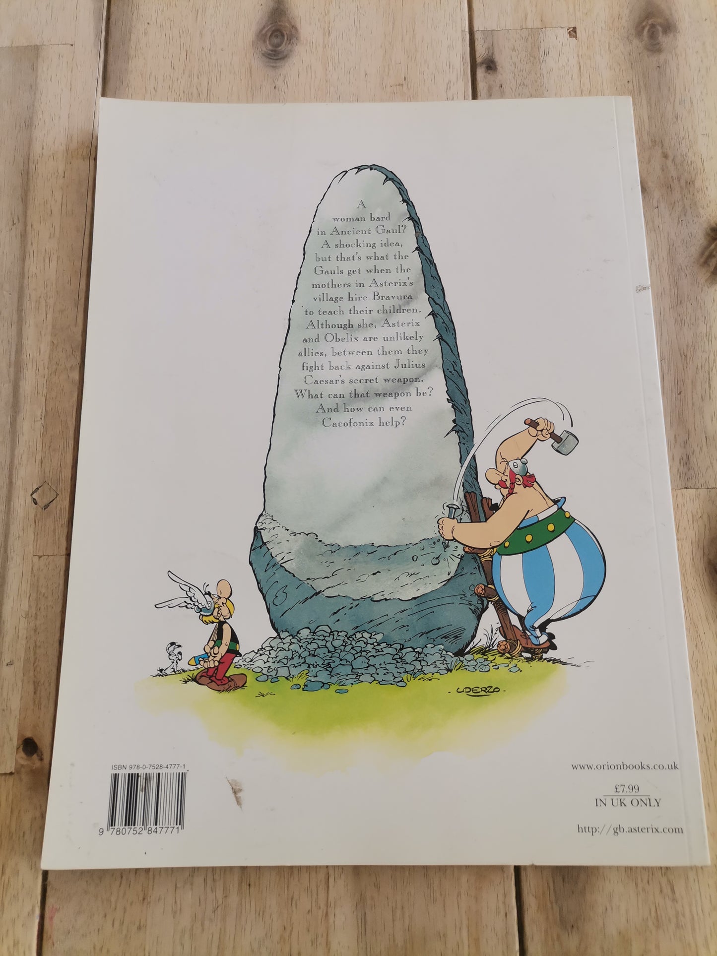 Asterix And The Secret Weapon