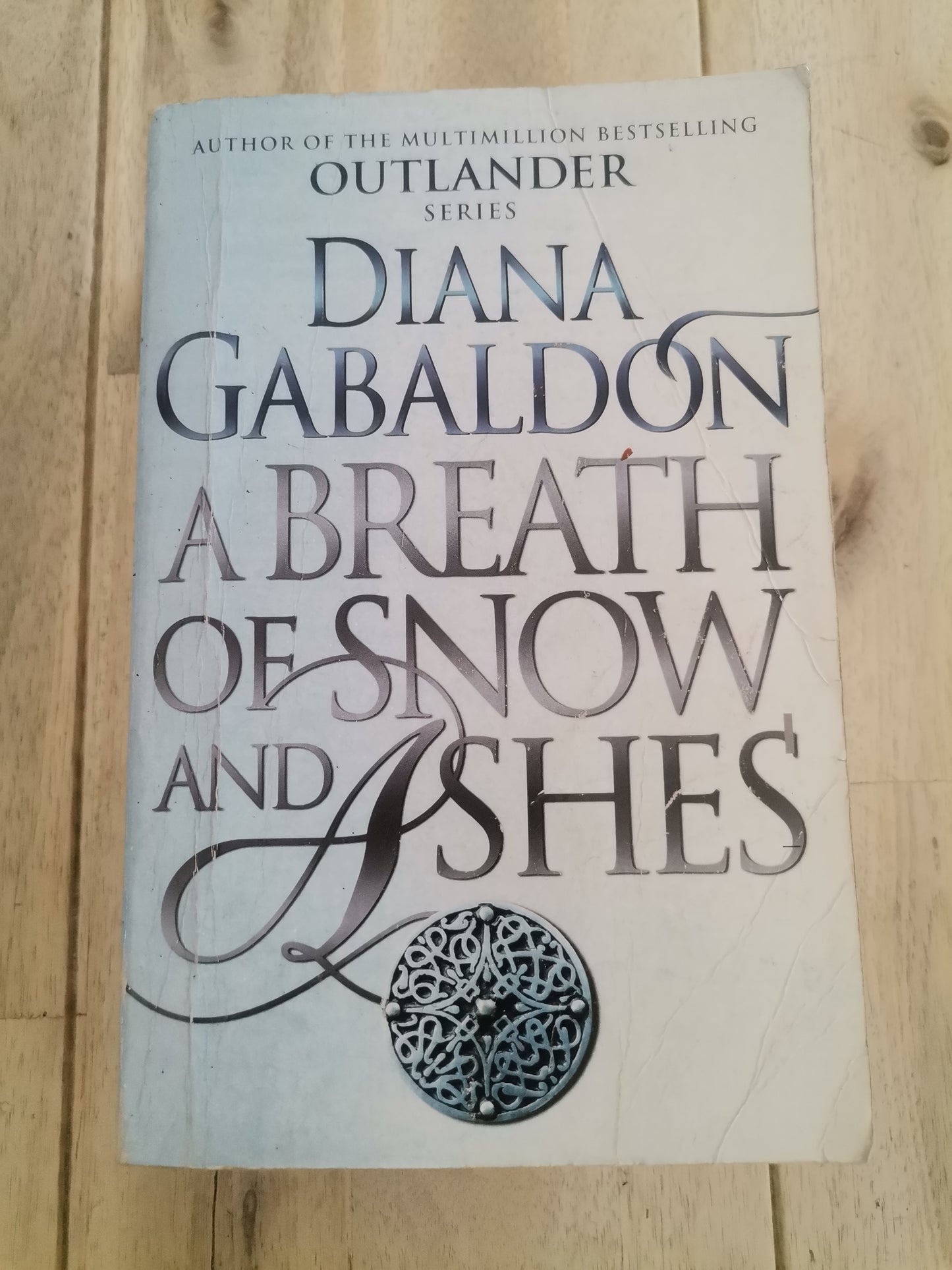 A Breath Of Snow And Ashes by Diana Gabaldon