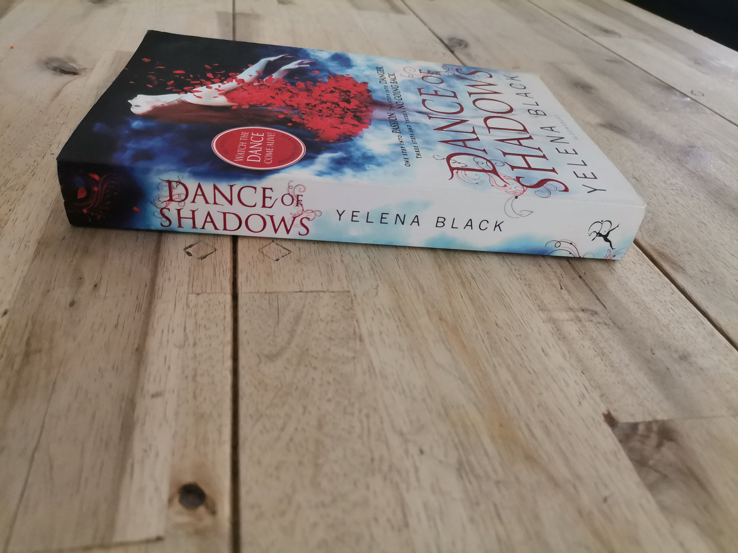 Dance of Shadows – Yelena Black
