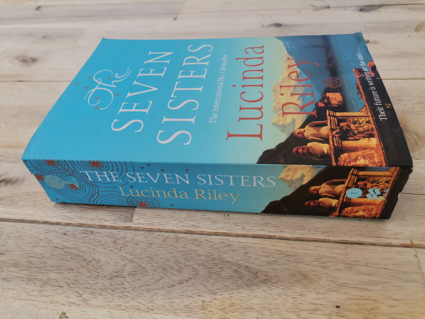 The Seven Sisters by Lucinda Riley