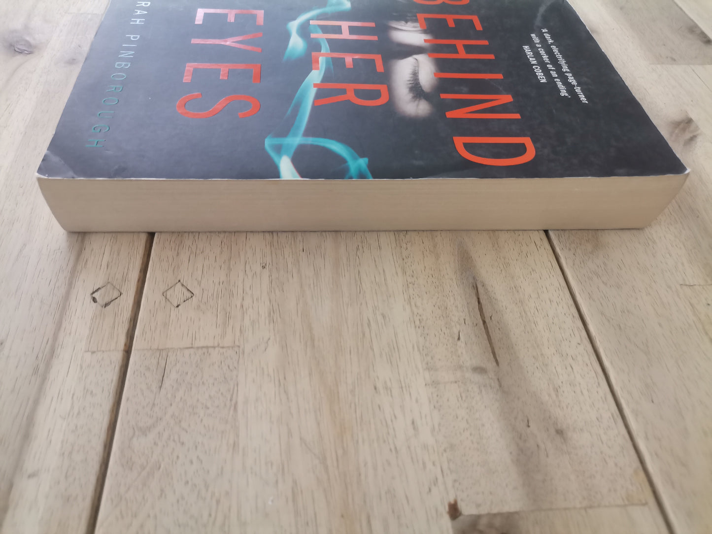 Behind Her Eyes by Sarah Pinborough
