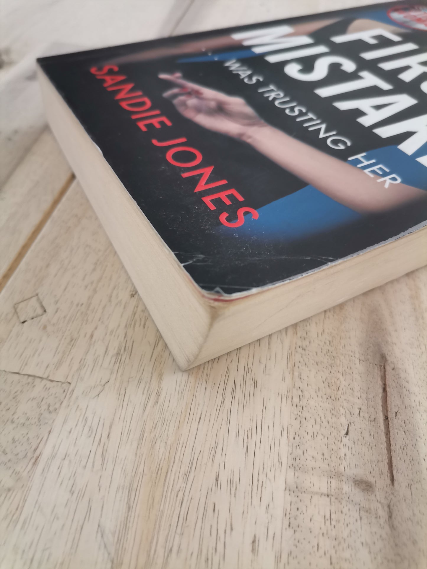 The First Mistake – Sandie Jones