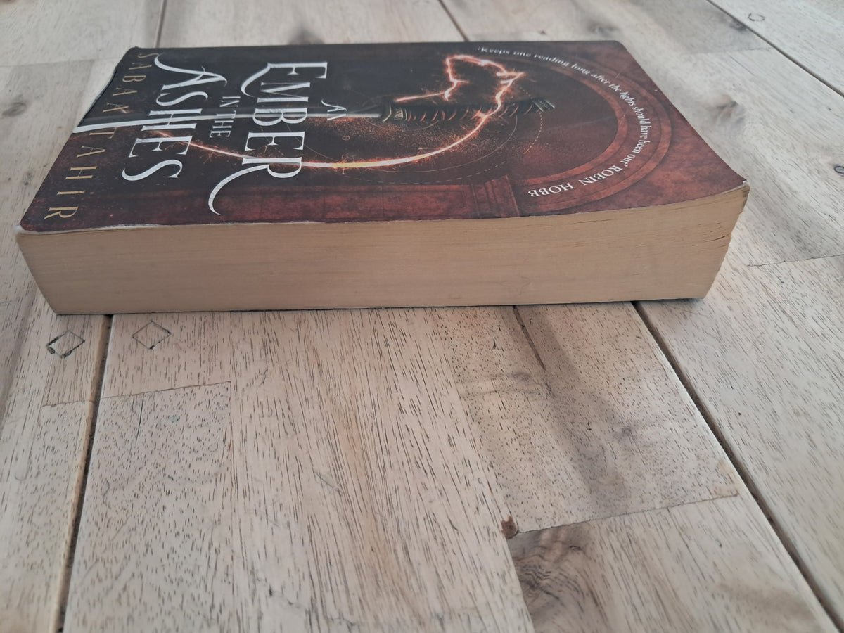 An Ember in the Ashes – Sabaa Tahir