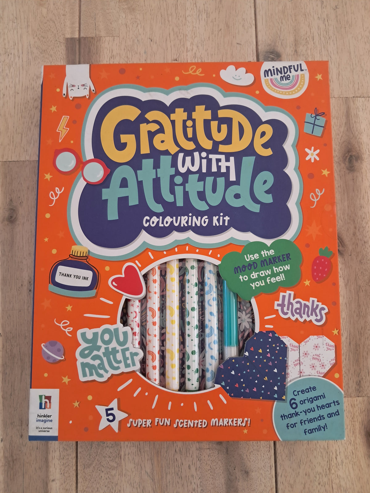 Mindful Me: Gratitude with Attitude Colouring Kit – Hinkler