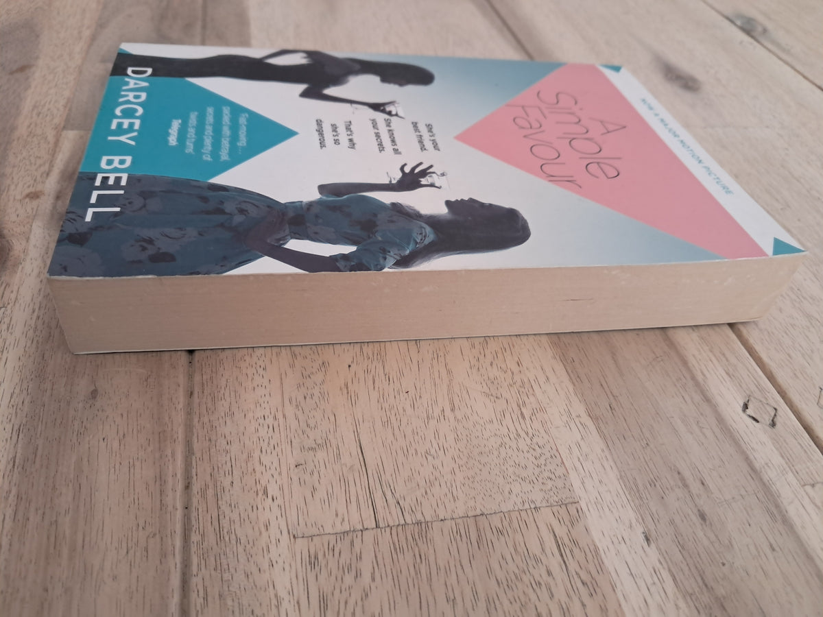 A Simple Favour – Darcey Bell