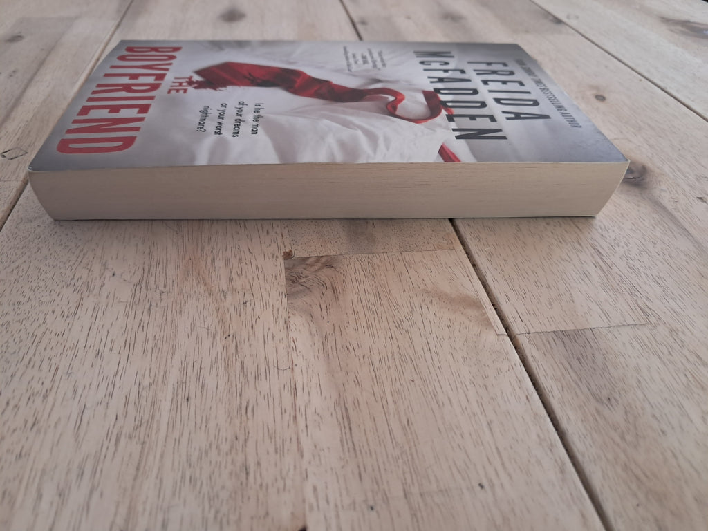 The Boyfriend – Freida McFadden