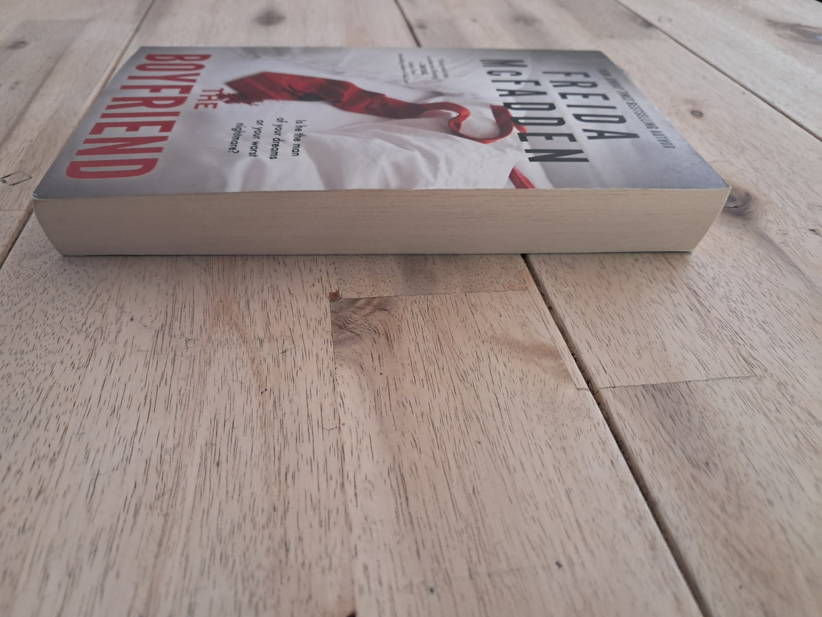 The Boyfriend – Freida McFadden