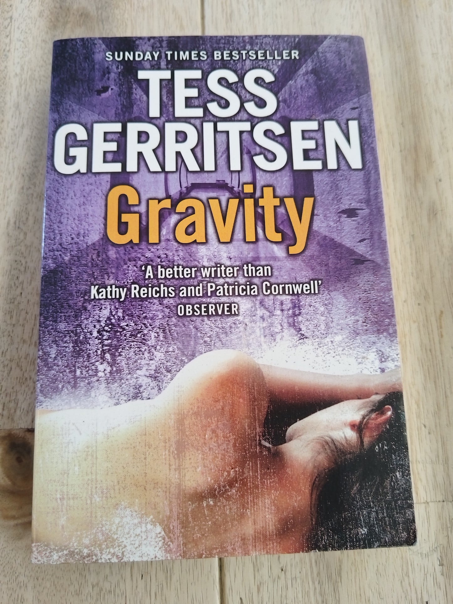 Gravity Tessa Gerritsen