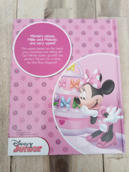 Minnie Becoming Bows