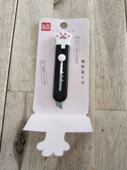 Black Paw Box Cutter