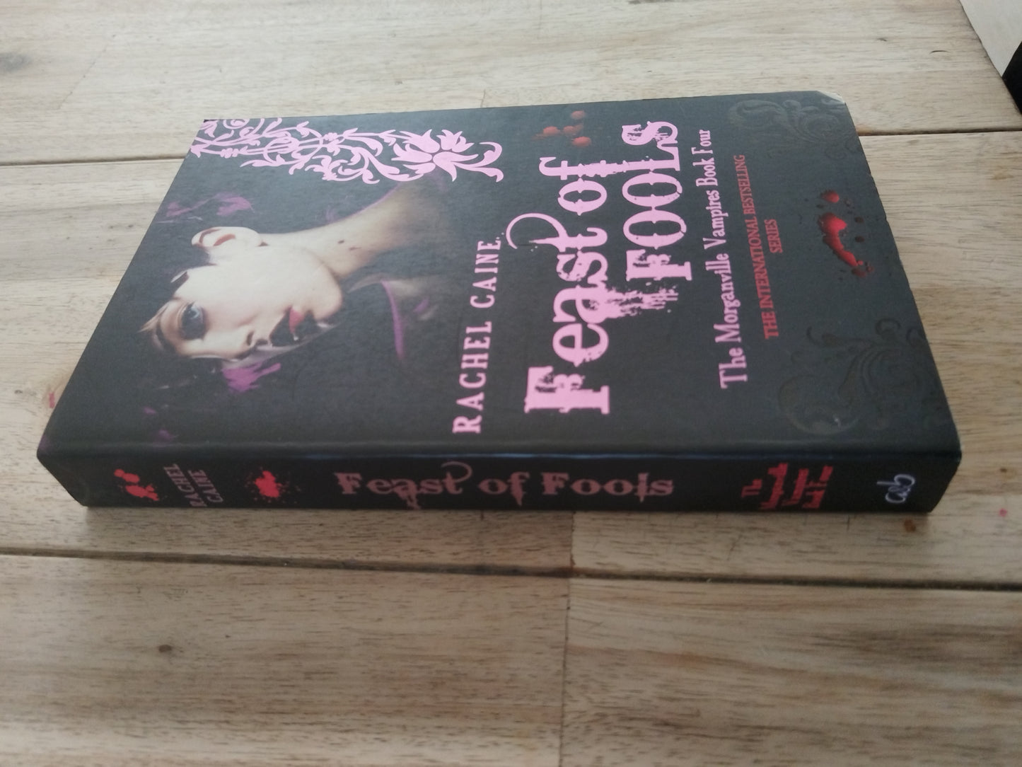 Feast of Fools Rachel Caine The Morganville Vampires Book 4