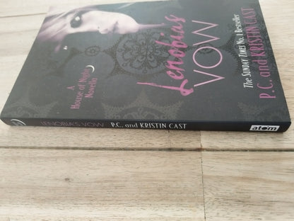 Lenobias Vow P.C and Kirsten Cast A House of Night Novella