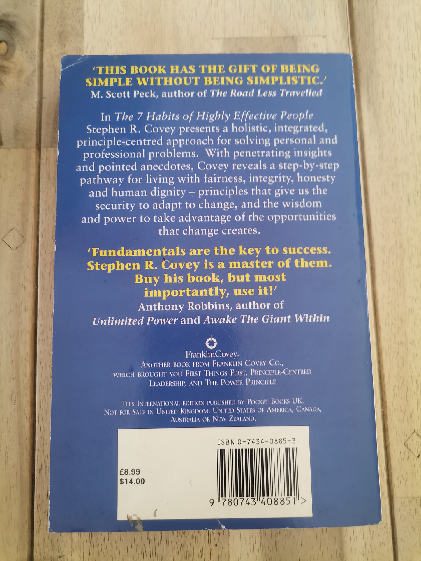 The 7 Habits of Highly Effective People - Stephen R. Covey (Paperback)