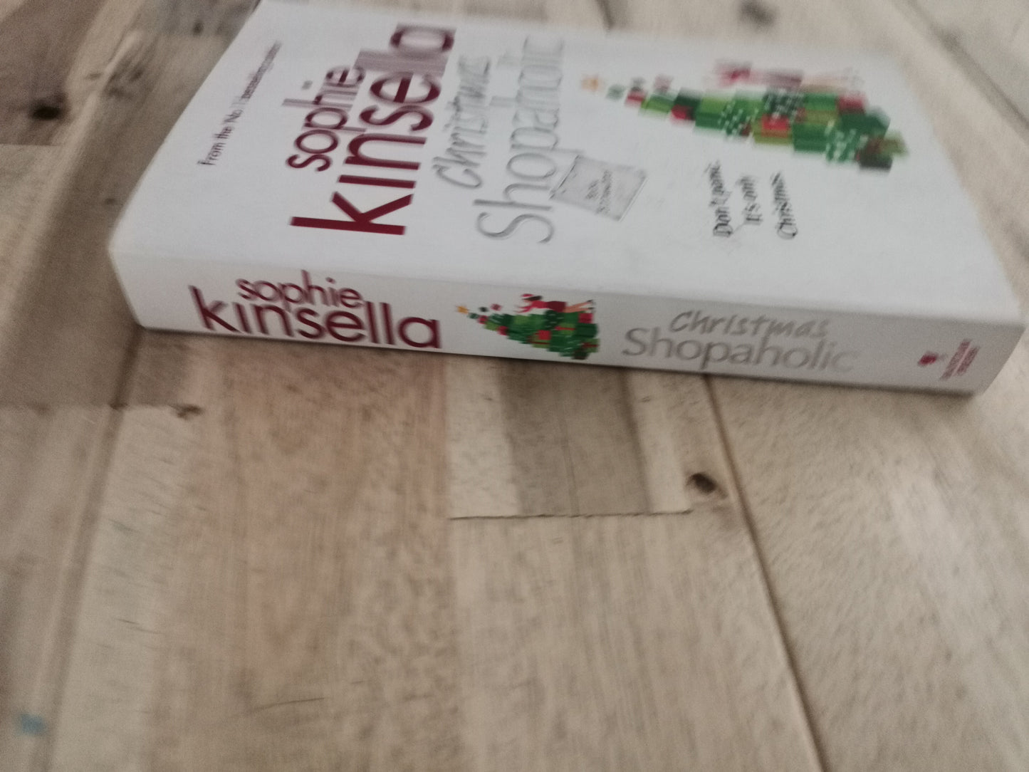 Christmas Shopaholic – Sophie Kinsella