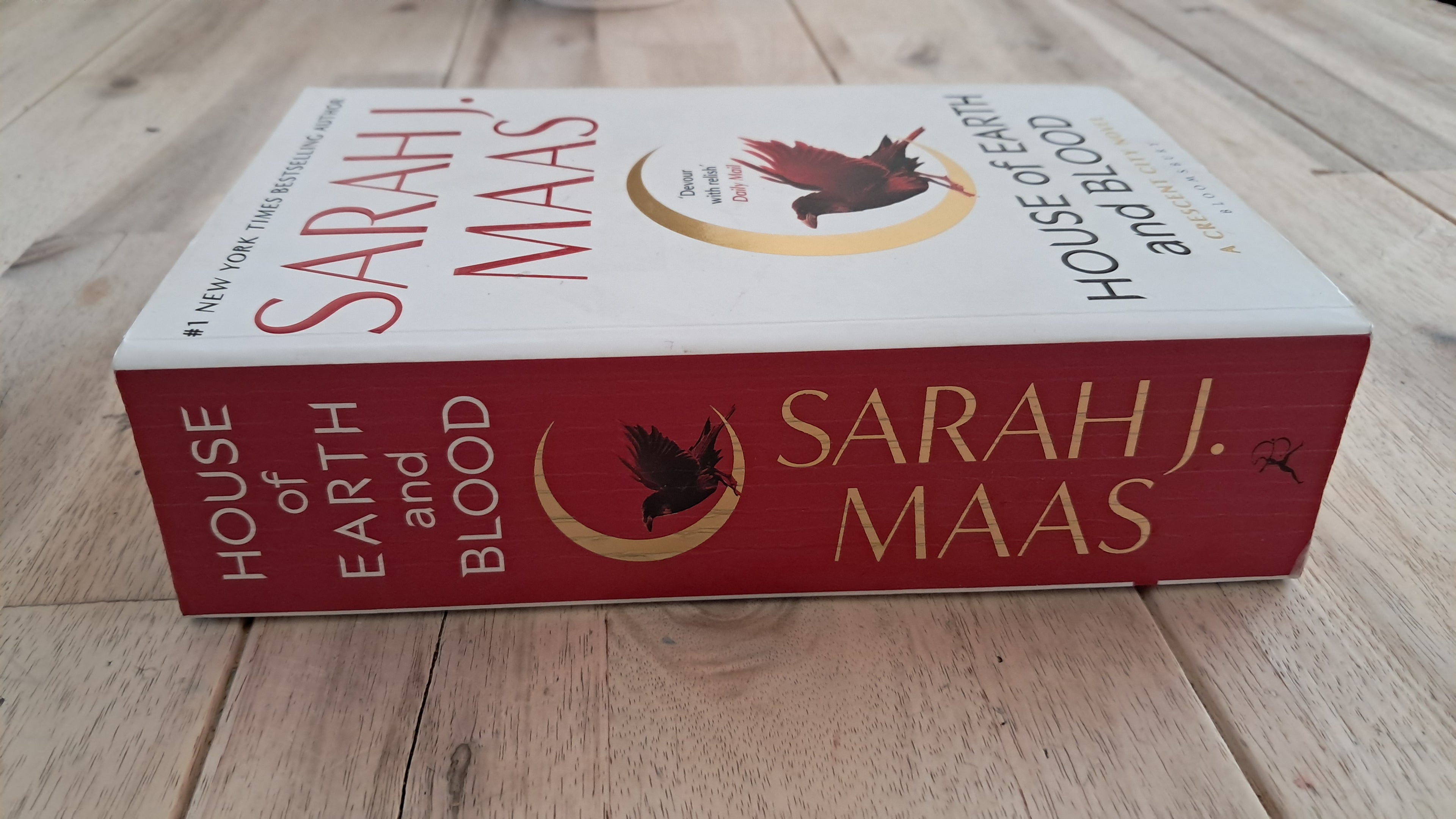 House of Earth and Blood – Sarah J. Maas