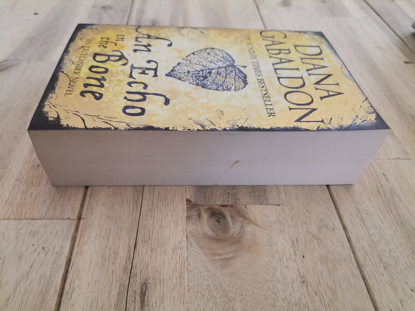 An Echo In The Bone by Diana Gabaldon
