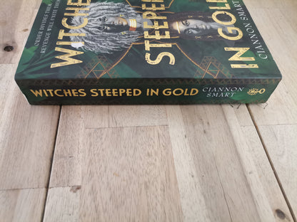Witches Steeped in Gold by Ciannon Smart - Paperback