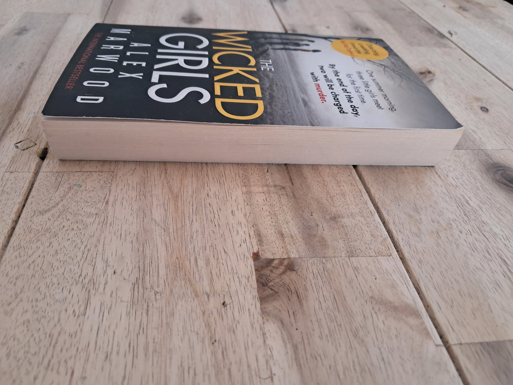The Wicked Girls – Alex Marwood