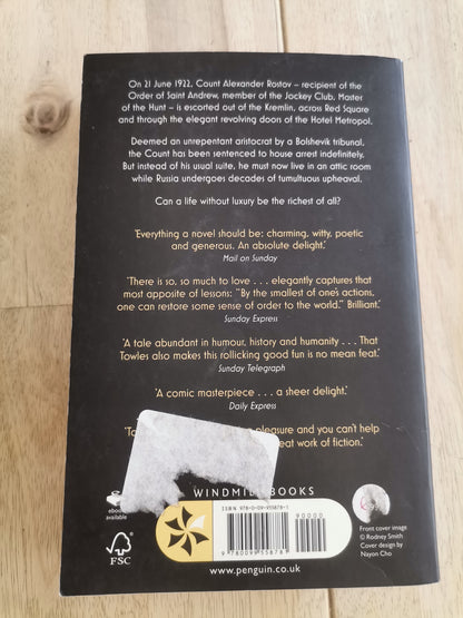 A Gentleman in Moscow by Amor Towles