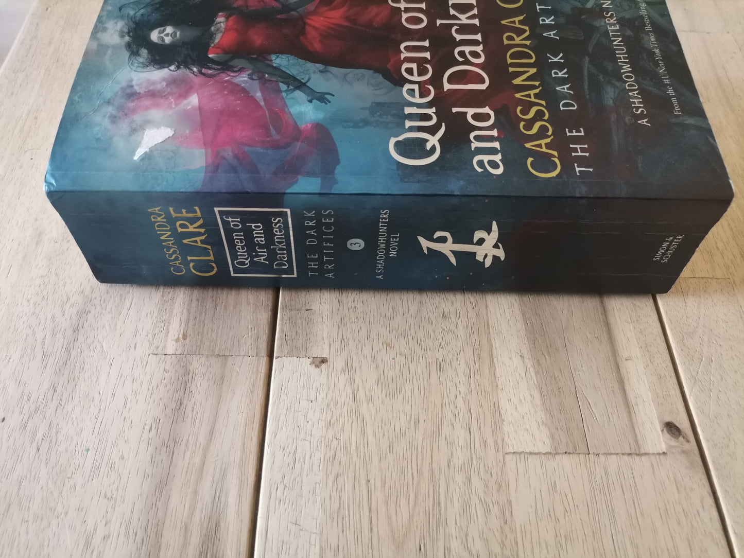 Queen of Air and Darkness (The Dark Artifices #3) by Cassandra Clare