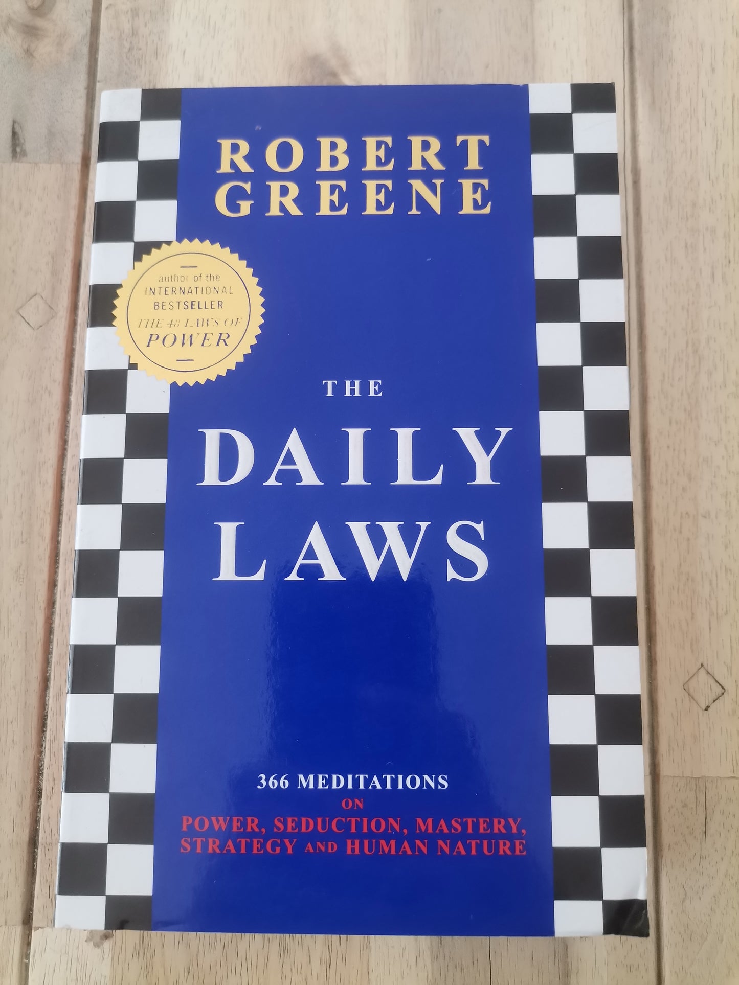 The Daily Laws - Robert Greene