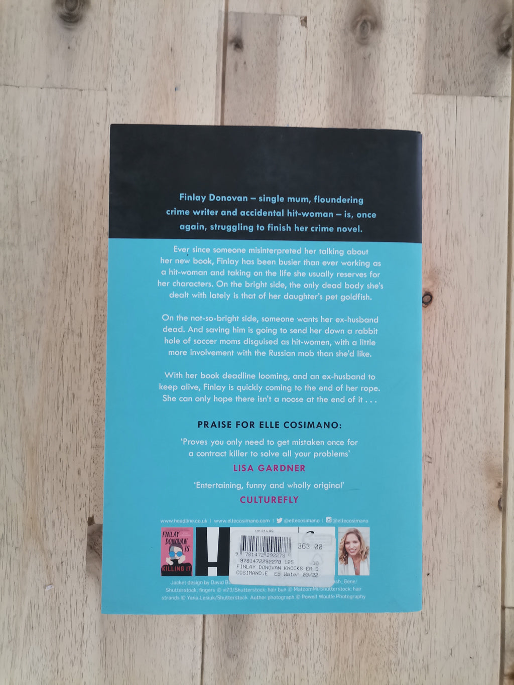 Finlay Donovan Knocks ‘Em Dead – Elle Cosimano