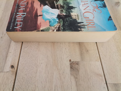 The Italian Girl by Lucinda Riley - Paperback