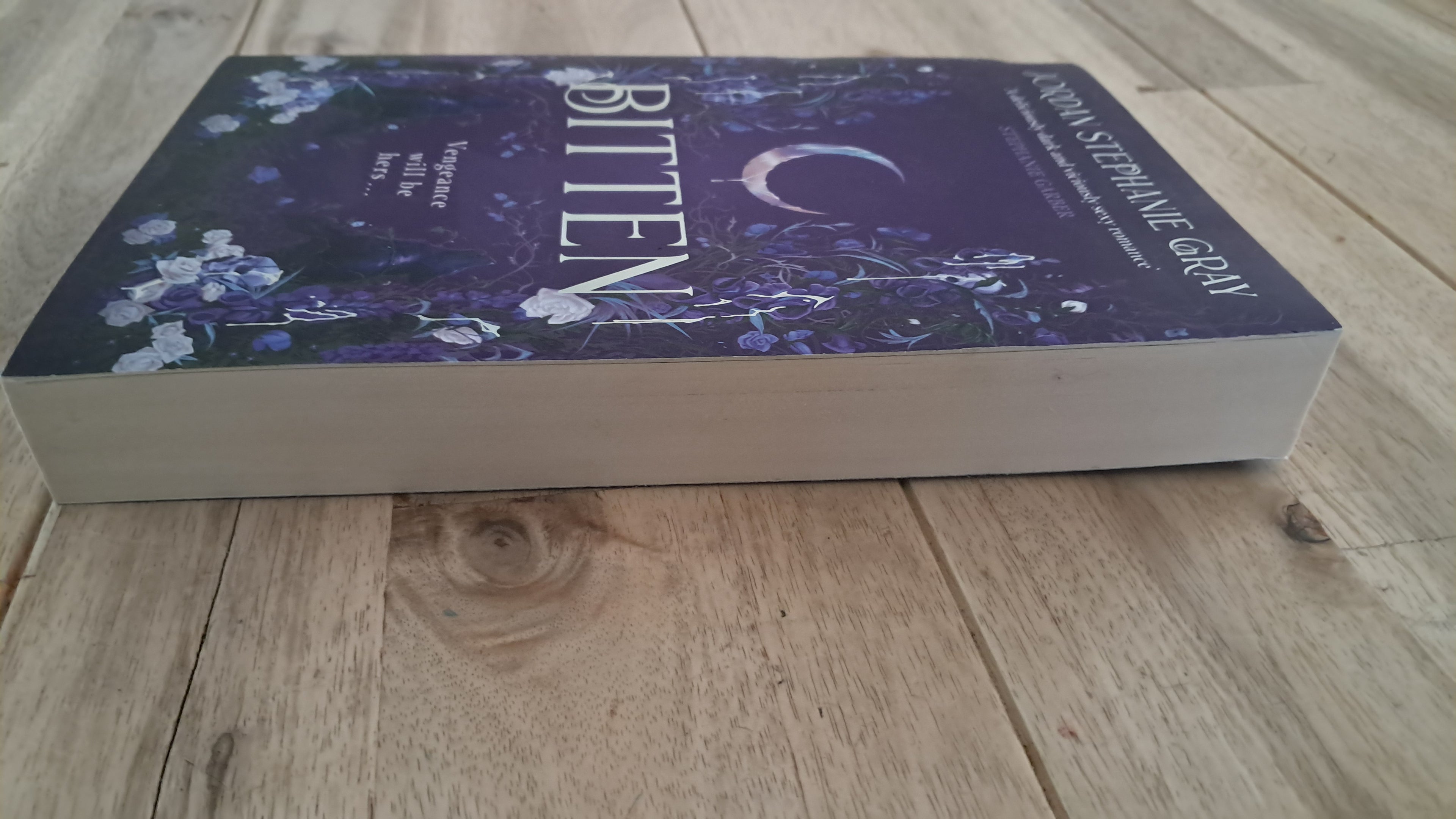 Bitten – Stephanie Jordan Gray