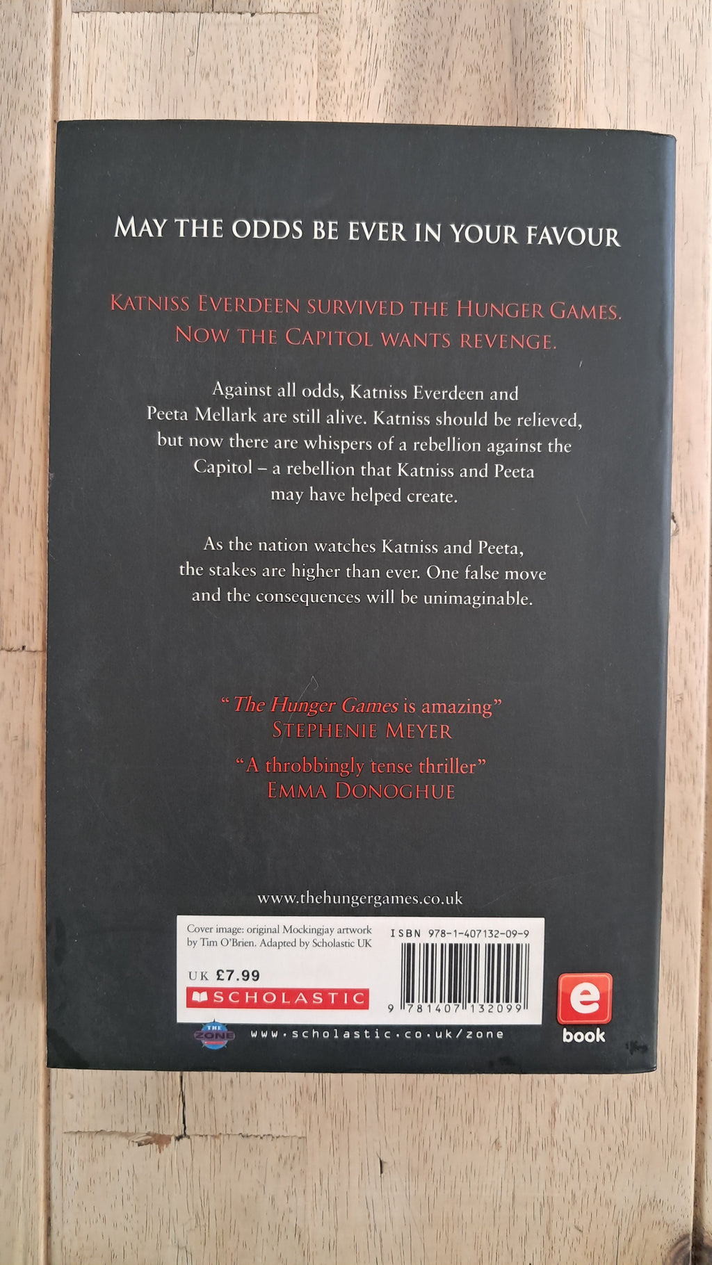 Catching Fire – Suzanne Collins