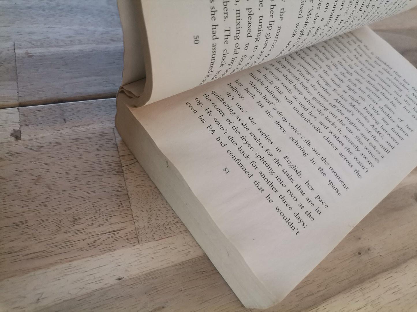 Desperate in Dubai - Ameera Al Hakawti