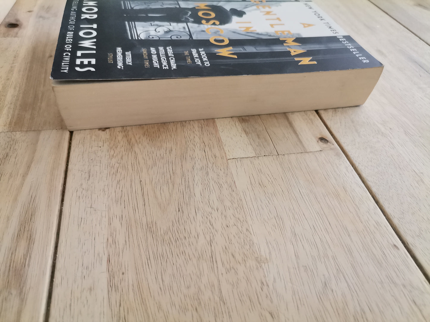 A Gentleman in Moscow by Amor Towles