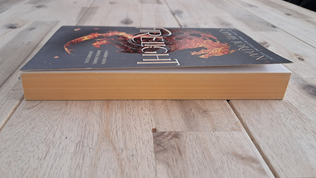Firelight – Sophie Jordan