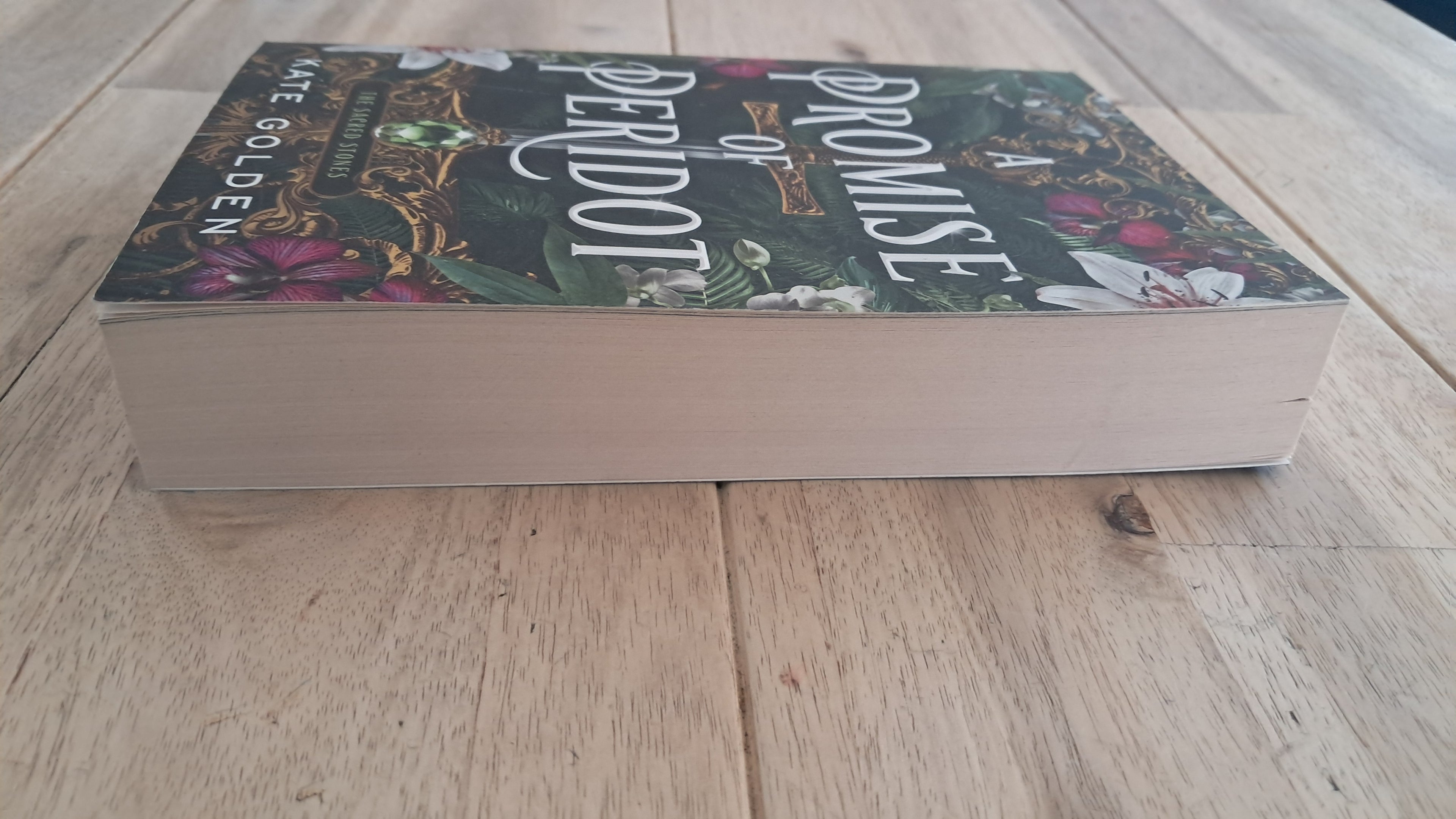A Promise of Peridot – Kate Golden
