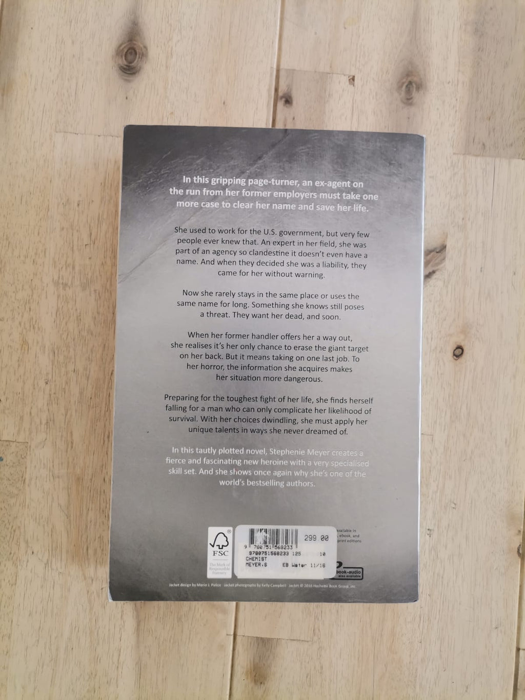 The Chemist – Stephenie Meyer