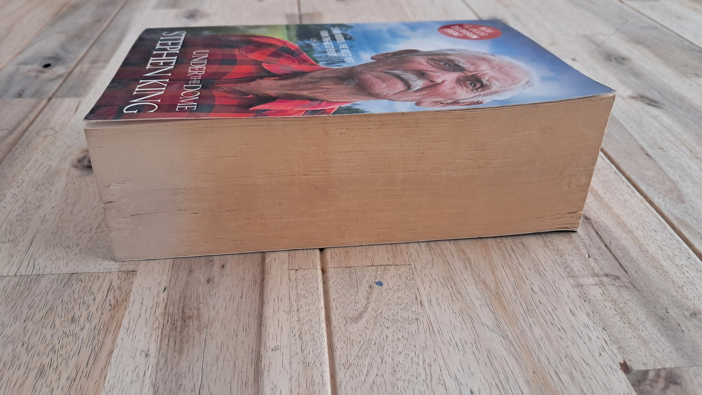 Under the Dome – Stephen King