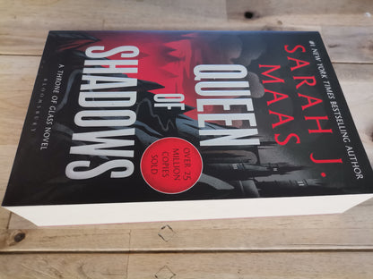 Queen Of Shasows Sarah J Maas