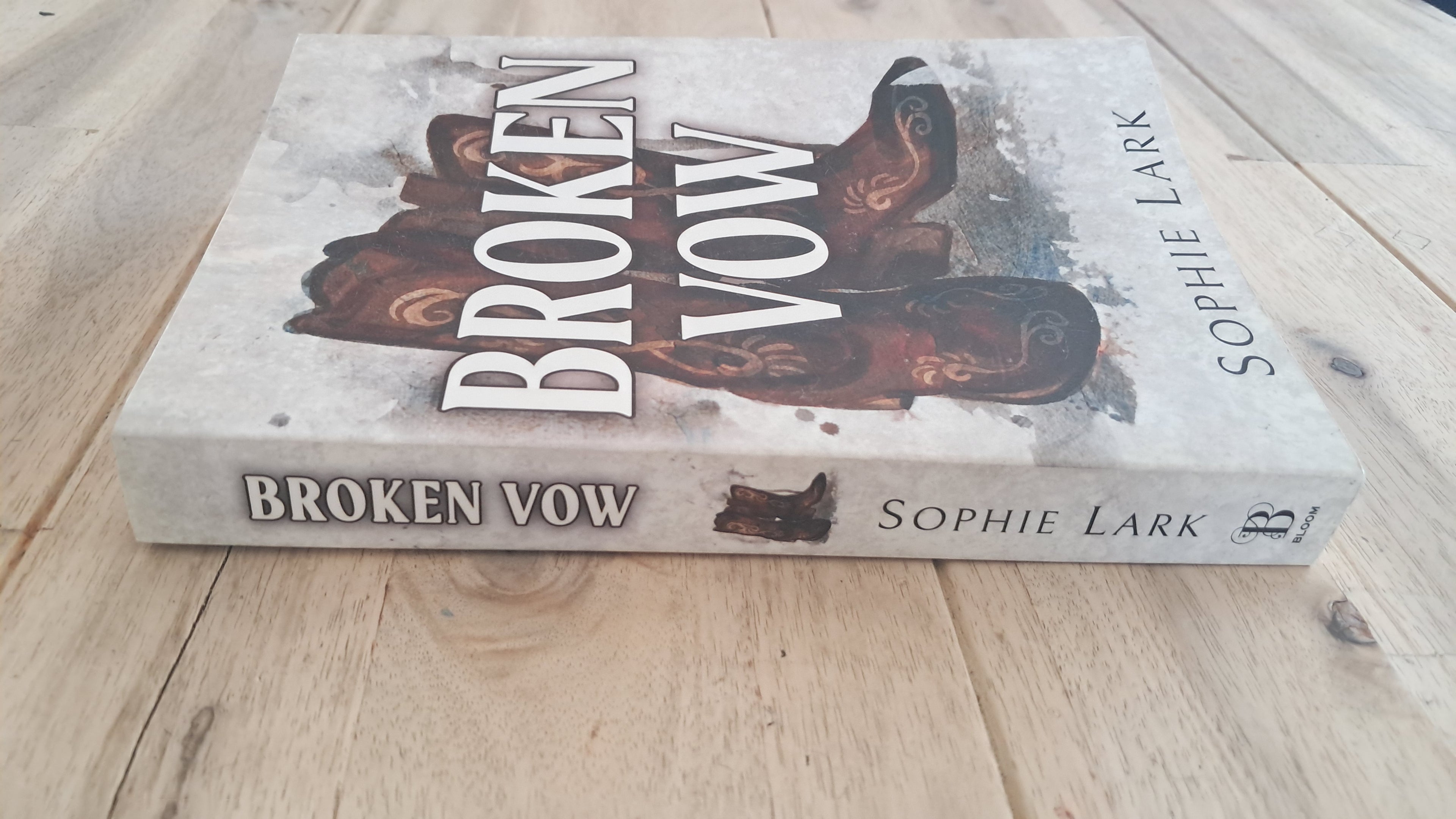 Broken Vow – Sophie Lark