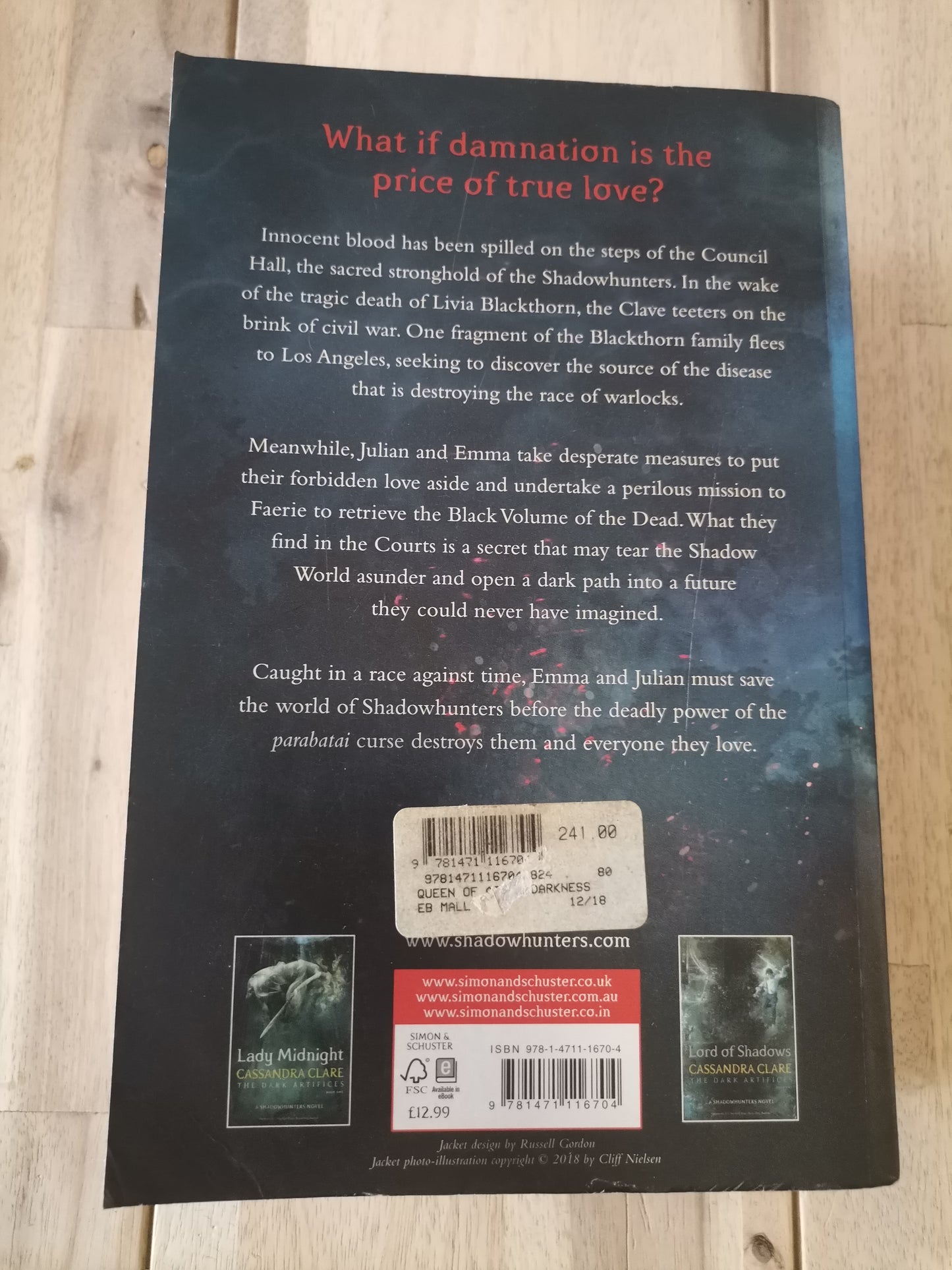 Queen of Air and Darkness (The Dark Artifices #3) by Cassandra Clare