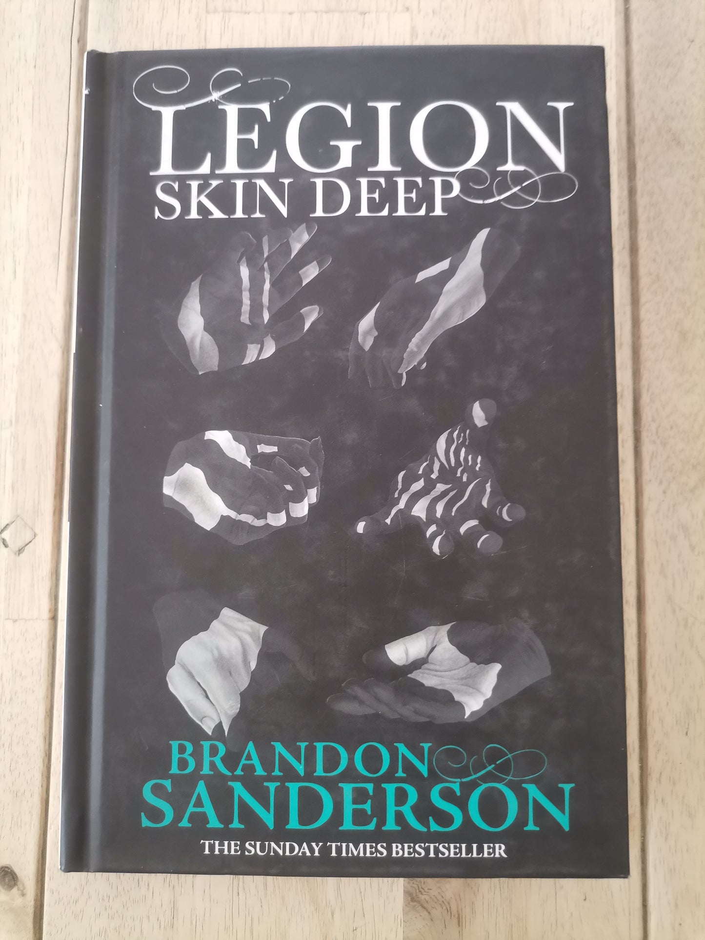 Legion: Skin Deep - Brandon Sanderson