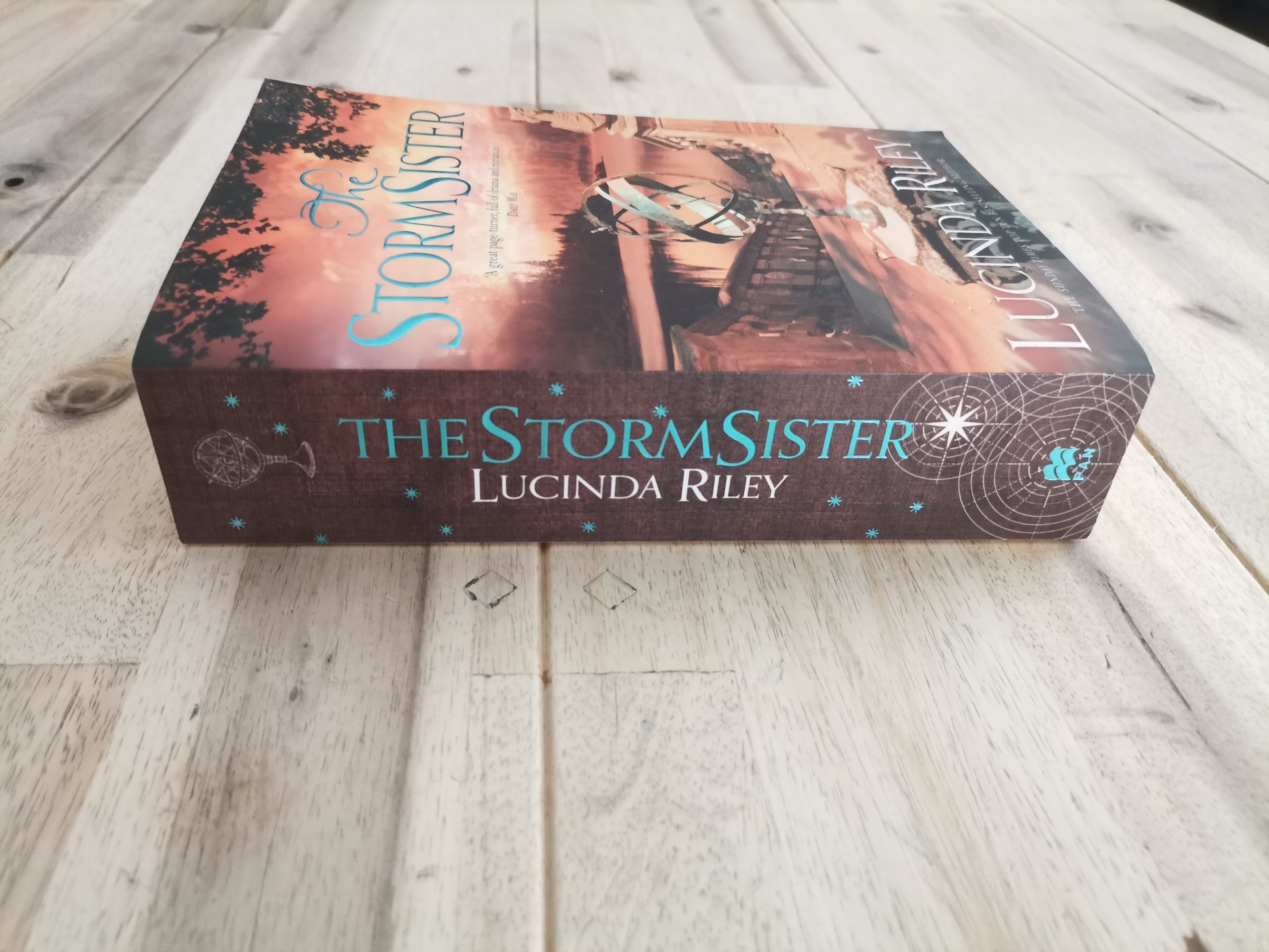 The Storm Sister – Lucinda Riley