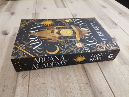 Arcana Academy (Fae & Alchemy Series #1) – Elise Kova