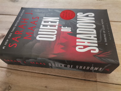 Queen Of Shasows Sarah J Maas