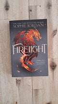 Firelight – Sophie Jordan