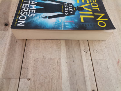 Fear No Evil by James Patterson - Trade Paperback