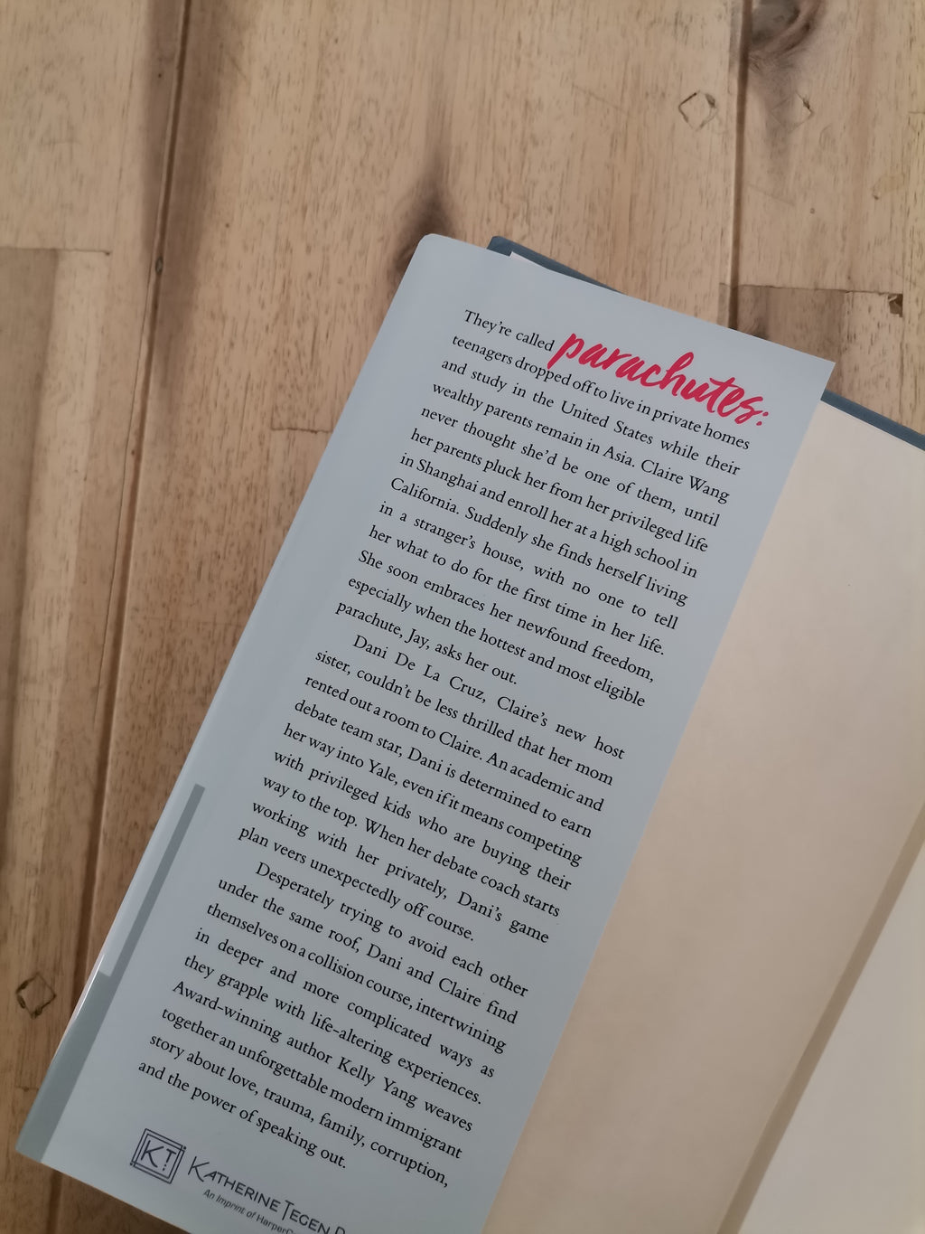 Parachutes – Kelly Yang